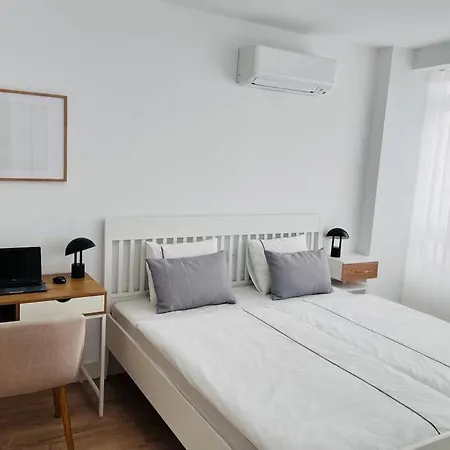 Arandas Apartment